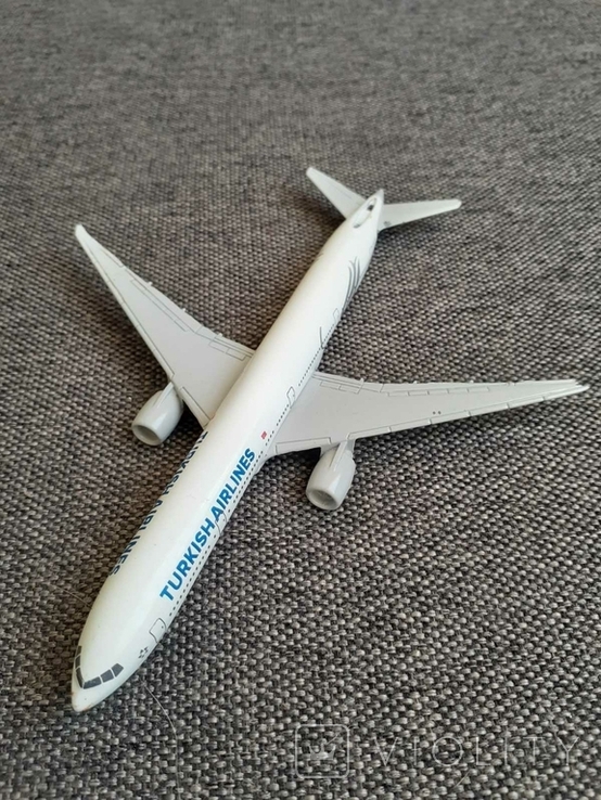 Боинг 777 на запчасти