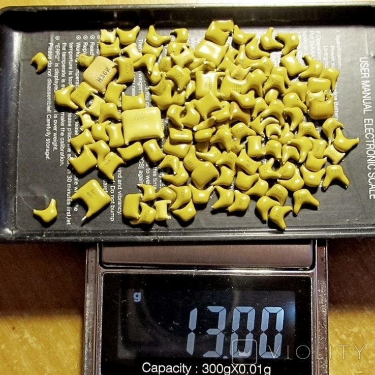 Конденсатор керамический К10-17 13 грамм с содержанием драгмет.не магнит