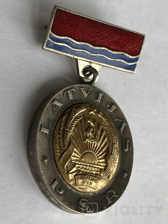 Знак Заслуженый Мастер Латвийской ССР, фото №3
