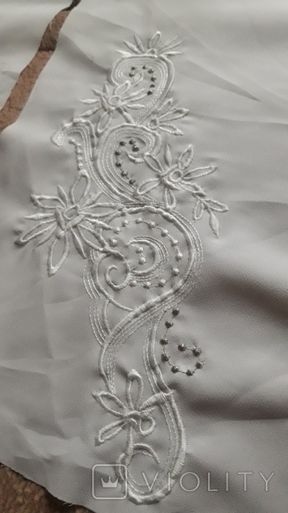 2 обрезка белой ткани с вышивкой. Длина 61, ширина 21 см, фото №2
