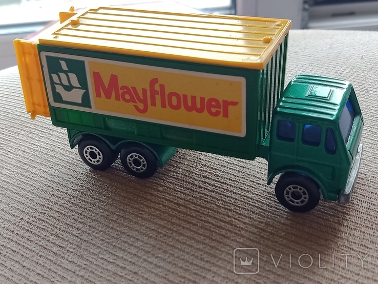 Модель Mercedes Container Truck, Matchbox, фото №2