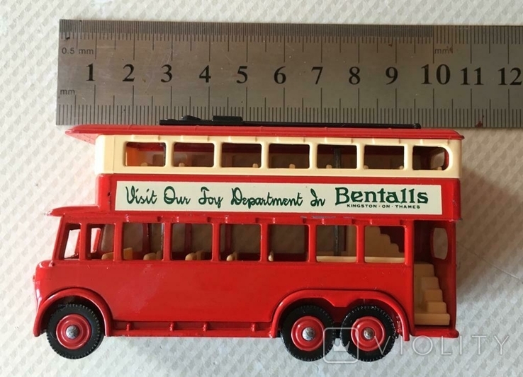 Старинный двухэтажный автобус England., фото №2