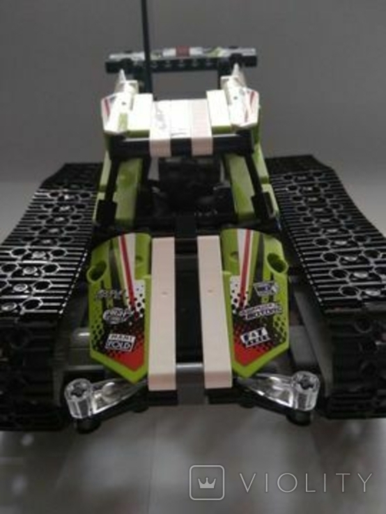 LEGO Technic 42065 Скоростной вездеход с ДУ, фото №3