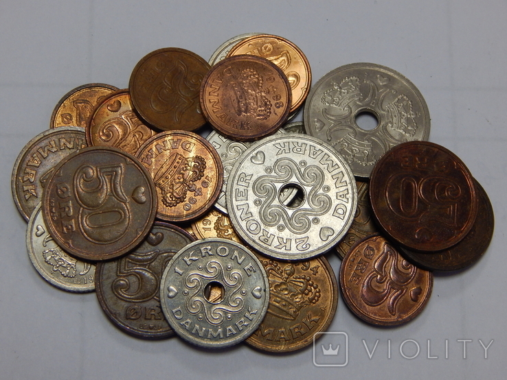 Лот монет Дании, 25 шт (в сумме на 15,25 крон)
