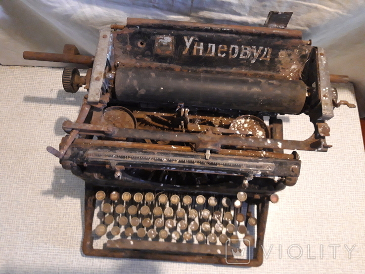 Старинная печатная машинка Ундервуд, фото №5