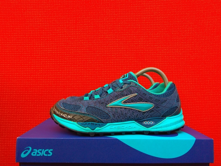 Brooks Cascadia 7 - Кросівки Оригінал (40/25.5)