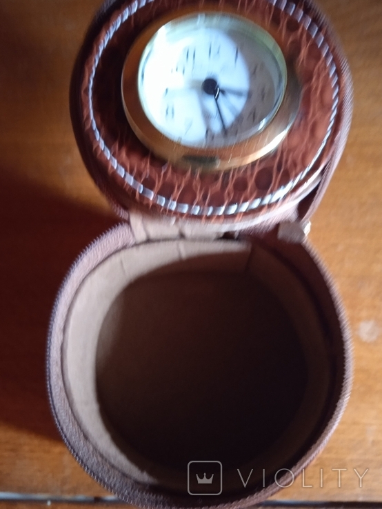 Шкатулка с часами Charles Leman quartz, фото №2