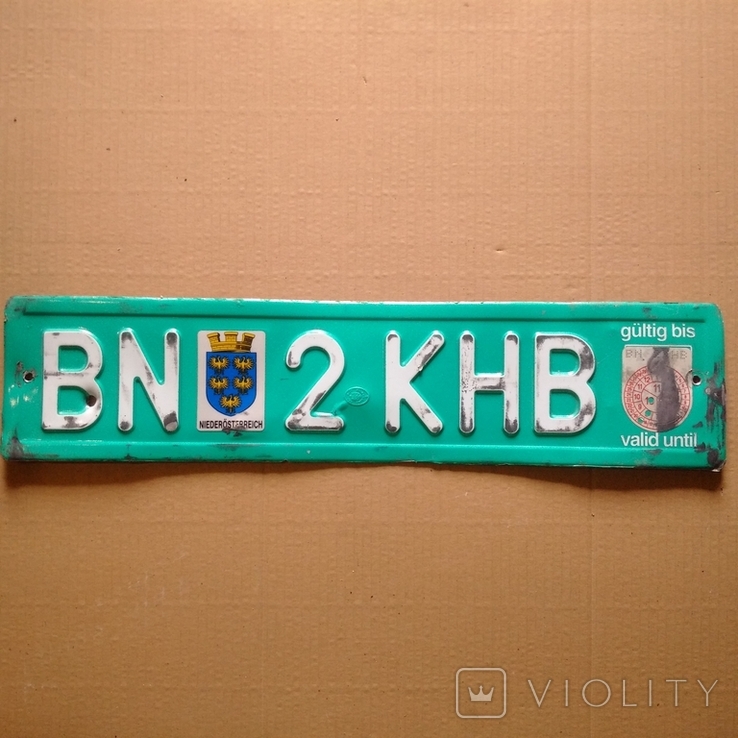 Номерной знак BN 2 KHB