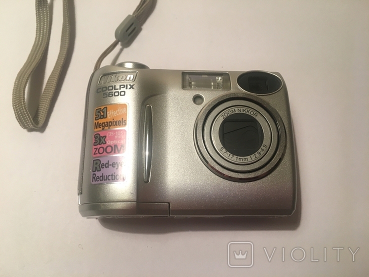 Nikon coolpix 5600