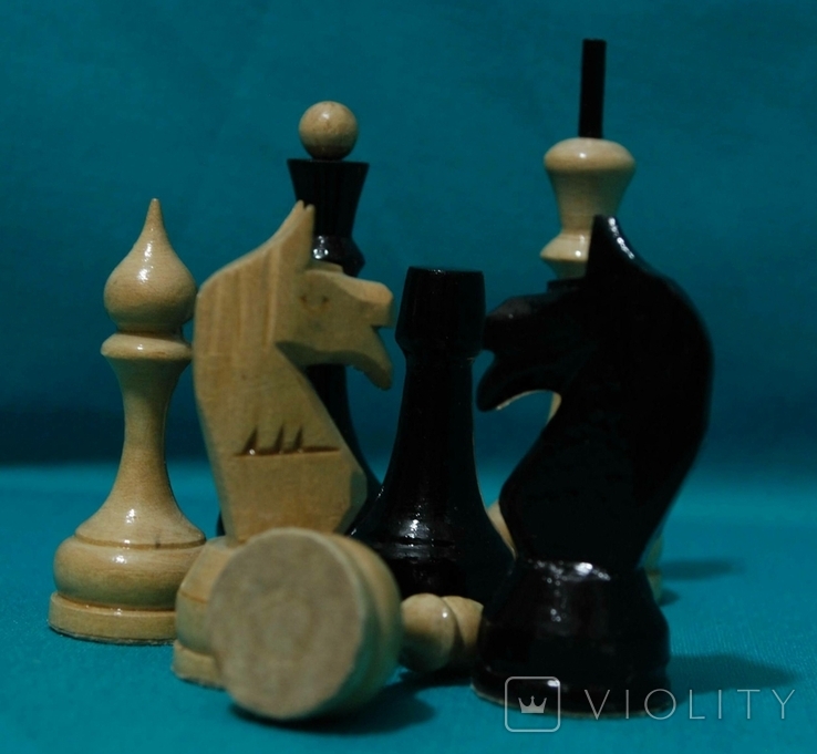 Шахматы. Советские старые фигуры