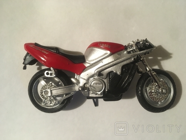 Модель Yamaha 1:18, фото №3