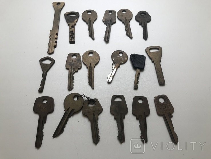 Ключи разные бронзовые, фото №2