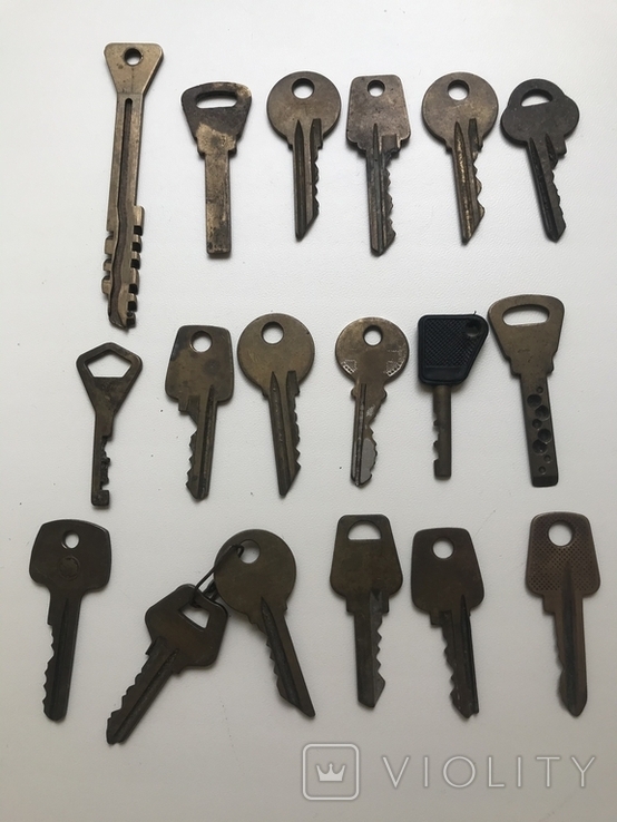 Ключи разные бронзовые, фото №9