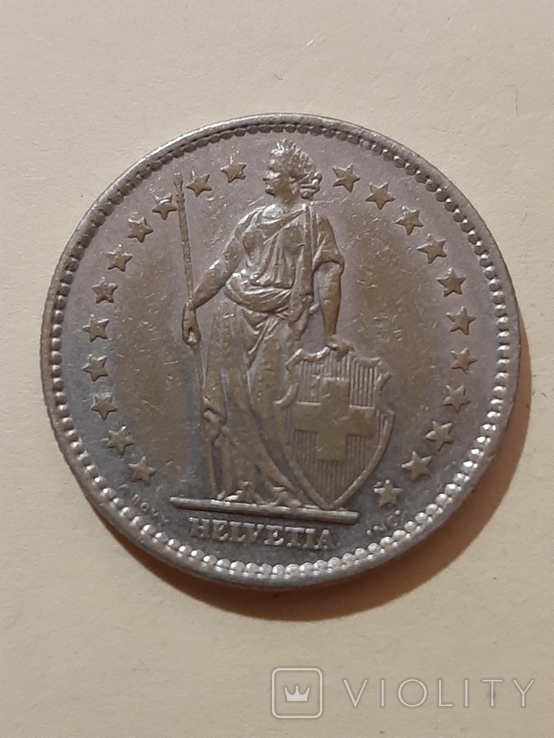 2 франка 1977 года, фото №2