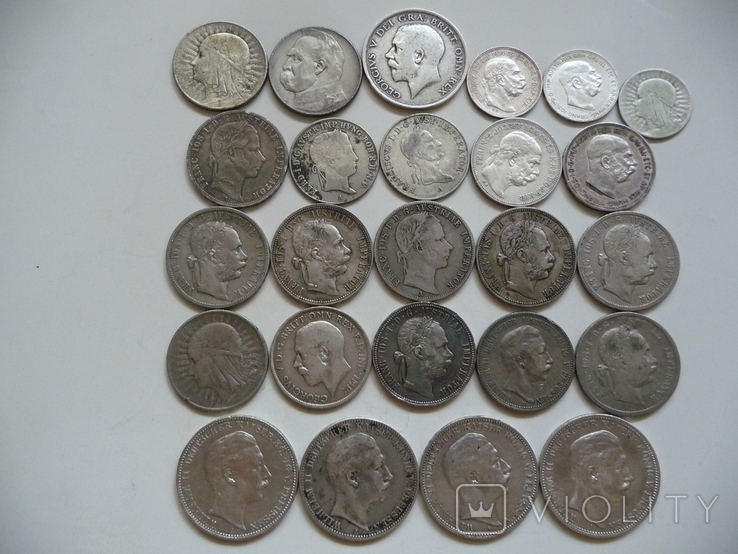 25 коллекционных серебряных монет