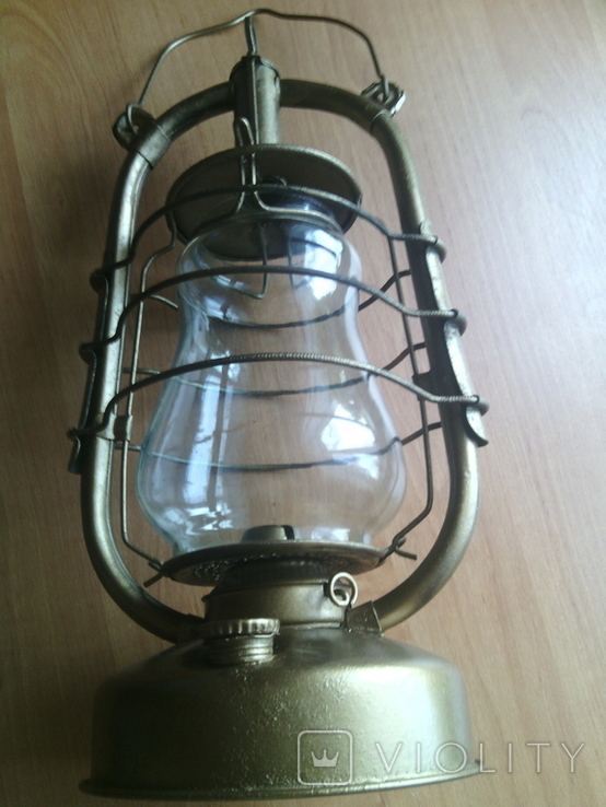 Лампа керосиновая со стеклом "Летучая мышь"