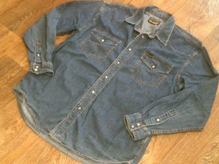 Wrangler - фирменная джинсовая рубашка разм.XL