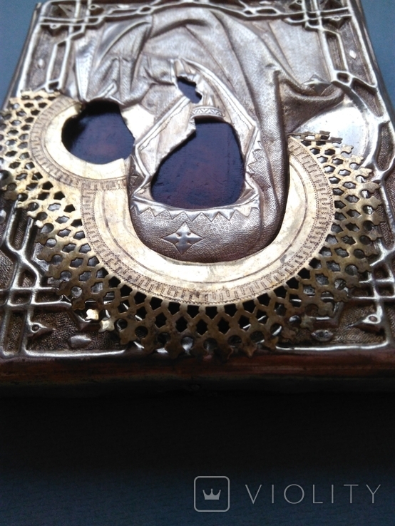 Икона Божией Матери в кованом окладе, фото №5