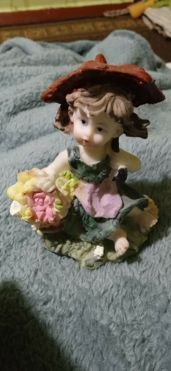 Девочка с корзиной цветов, photo number 2