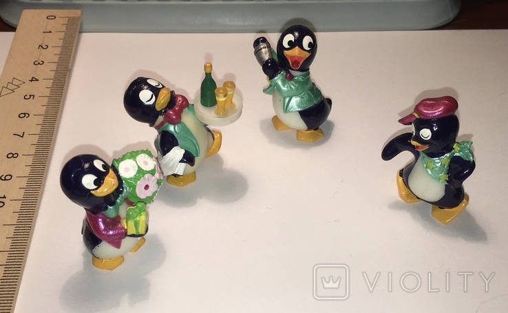 Киндер сюрприз пингвины из серии "Peppy Pingos Party" / 1997