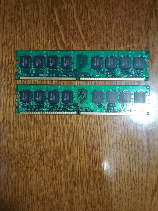 Две планки ОЗУ DDR 2 Corsair 1GB 667 MHz, photo number 3