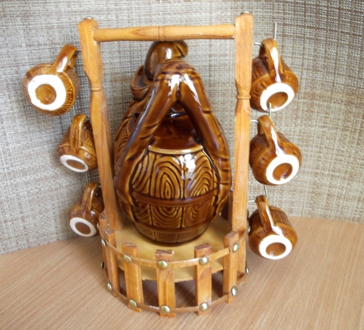 Керамический питейный набор: кувшин с краником, 6 кружечек, подставка, фото №7