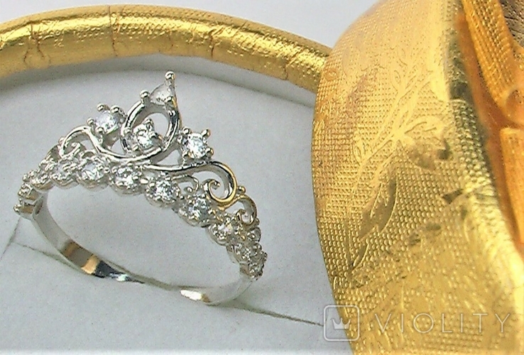 Кольцо перстень серебро 925 проба 2.04 грамма 18 размер