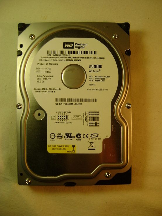 Жосткий диск IDE 40 GB