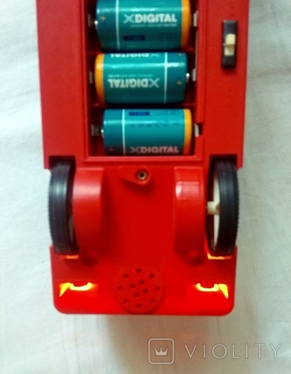 Торг электро-механическая игрушка автомобиль со звуковым управлением пожарная машина СССР, фото №10