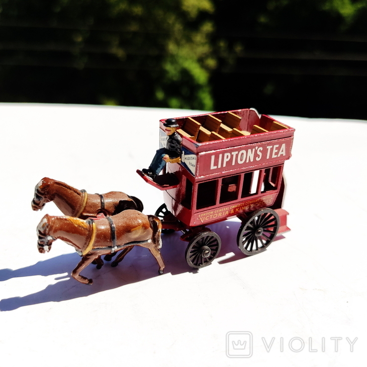 Модель Matchbox Models of Yesteryear англия Lesney Horse Drawn Bus (Liptons Tea, Victoria)