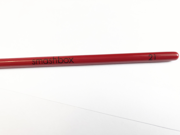 Кисть smashbox arced liner brush #21 оригинал, фото №3