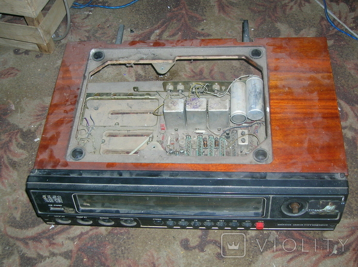 Радіола Вега-323-стерео корпус з платою радіоканалу і тембрів
