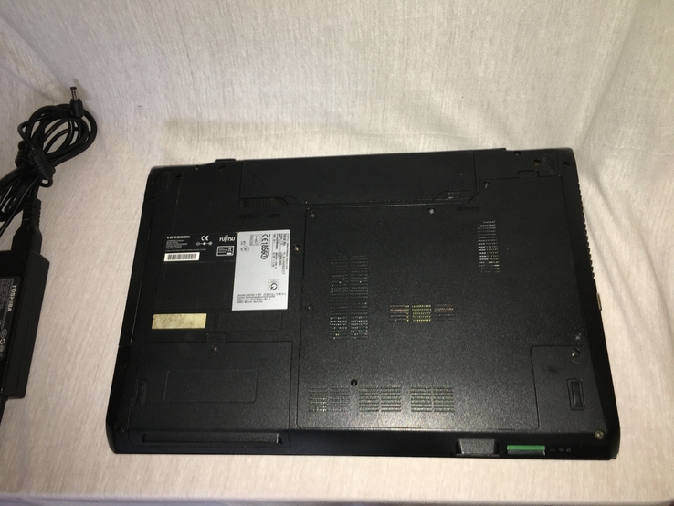 Ноутбук Fujitsu AH532 15,6" i3-2370M/4gb/500gb/Intel HD3000/ 3 часа, фото №5