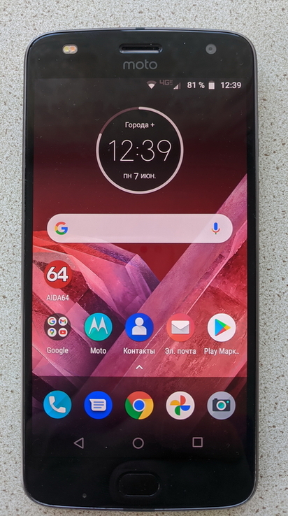 Motorola Z2 Play, photo number 2