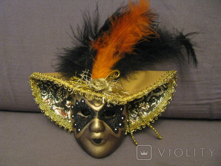 Веницианская маска - чёрная - керамика - текстиль.