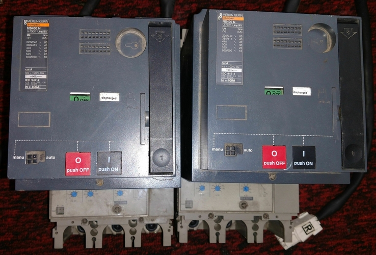 Автоматический выключатель 2 шт. MERLIN GERIN NS400N АВР + блок управления в одном лоте, фото №2