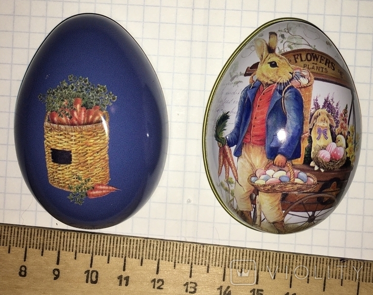 Шкатулка жестяная, пасхальное яйцо, зайцы, морковка / зайці, кролики
