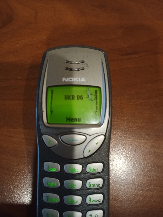 Nokia 3210, photo number 2