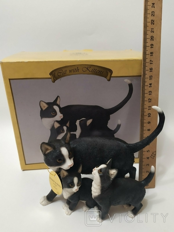Коллекционная фигурка семьи котов Леонардо, фото №4
