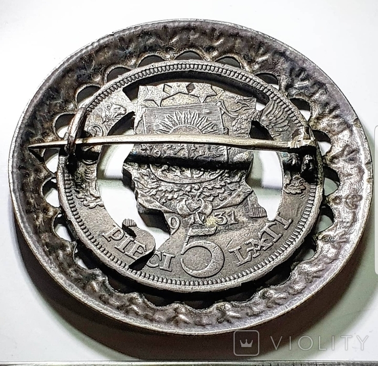 Старинная брошь из серебряной монеты, фото №3