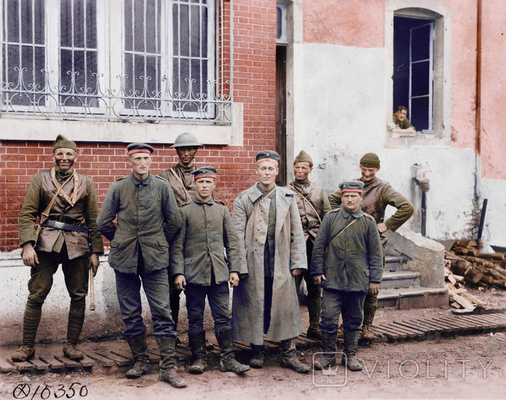 Группа солдат Первой Мировой войны.