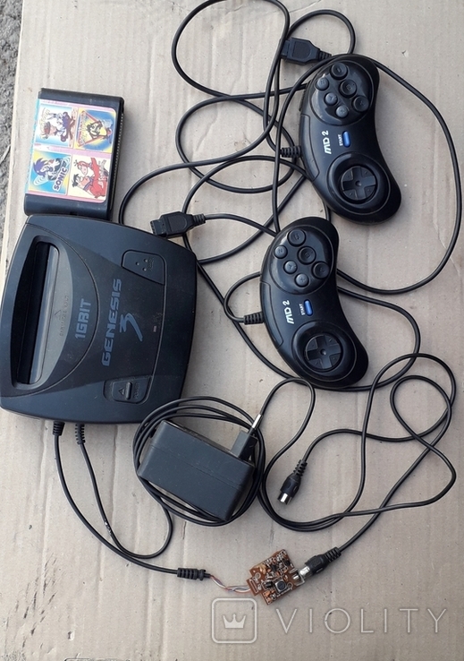 Приставка Sega Genesis 3. + блок питания,переходник, 2 джойстика и картридж