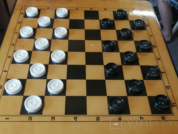 Стол-доска с шахматами и шашками, фото №13