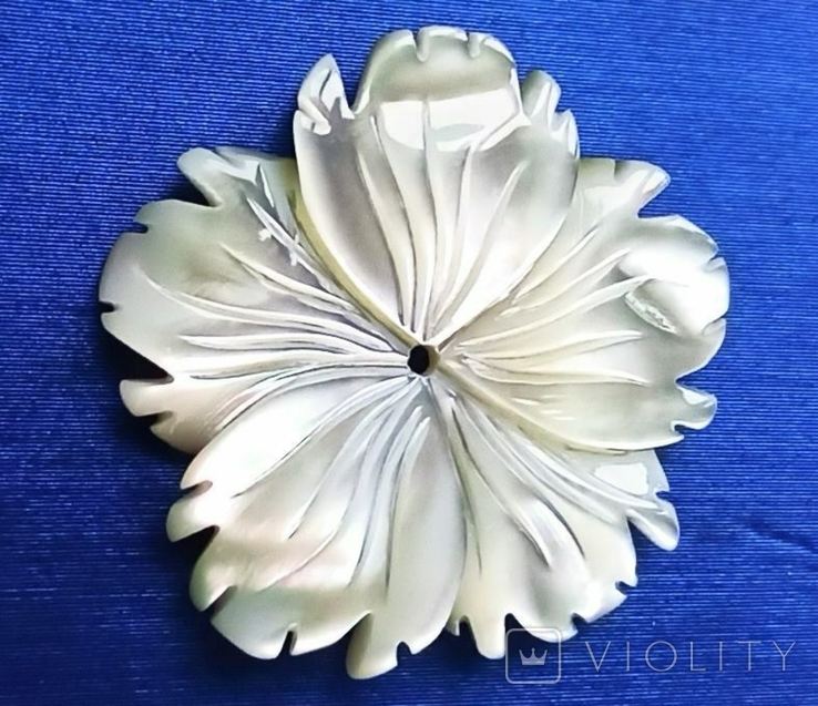 Перламутр белый цветок 35 мм, фото №3