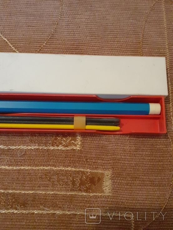 Механический карандаш Кимек с цветными стержнями в упаковке, фото №4
