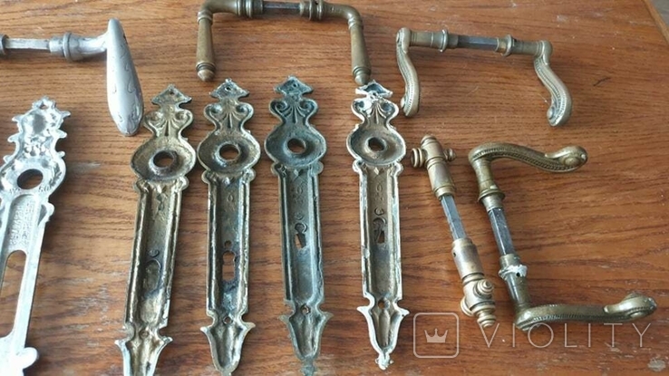 Дверные ручки и замочные скважины, фото №10
