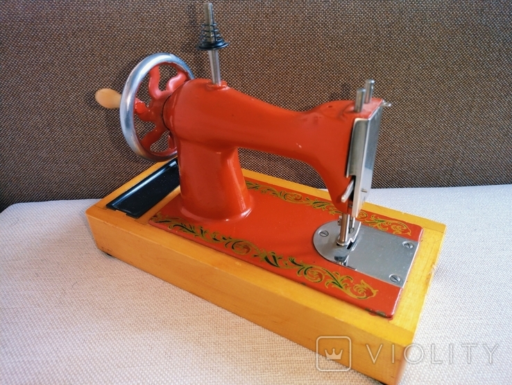 Детская швейная машинка СССР, фото №4