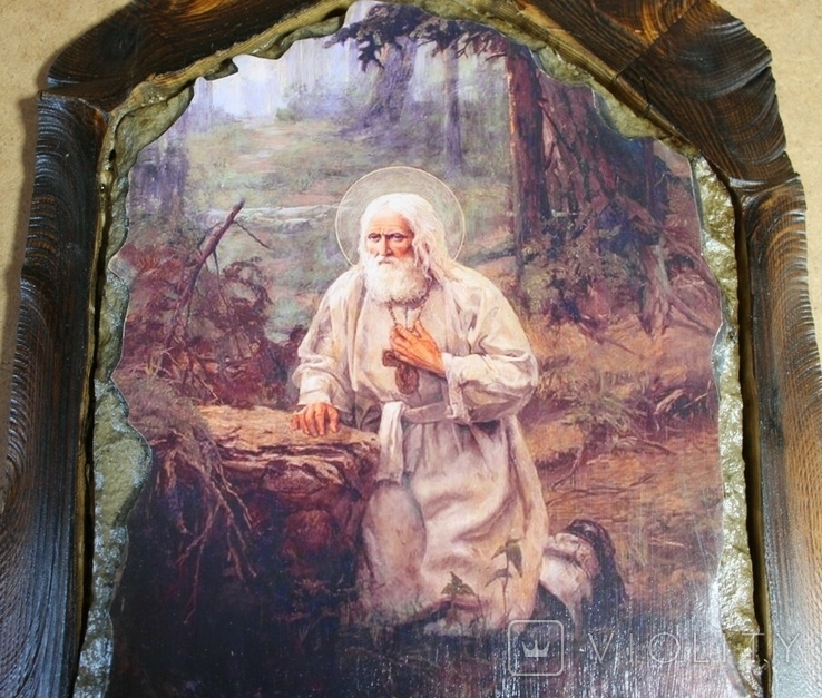 Серафим Саровский (камень и дерево), фото №3