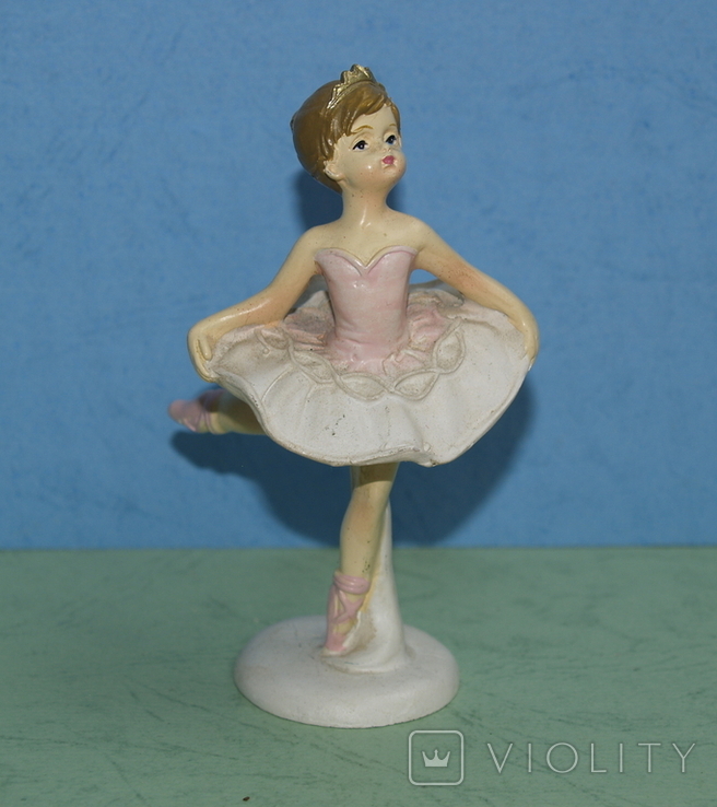 Балерина фігурка 10