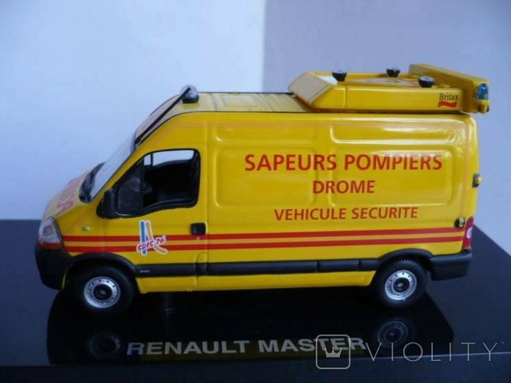Renault Master - пожарная безопасность 1:43 Norev, фото №3